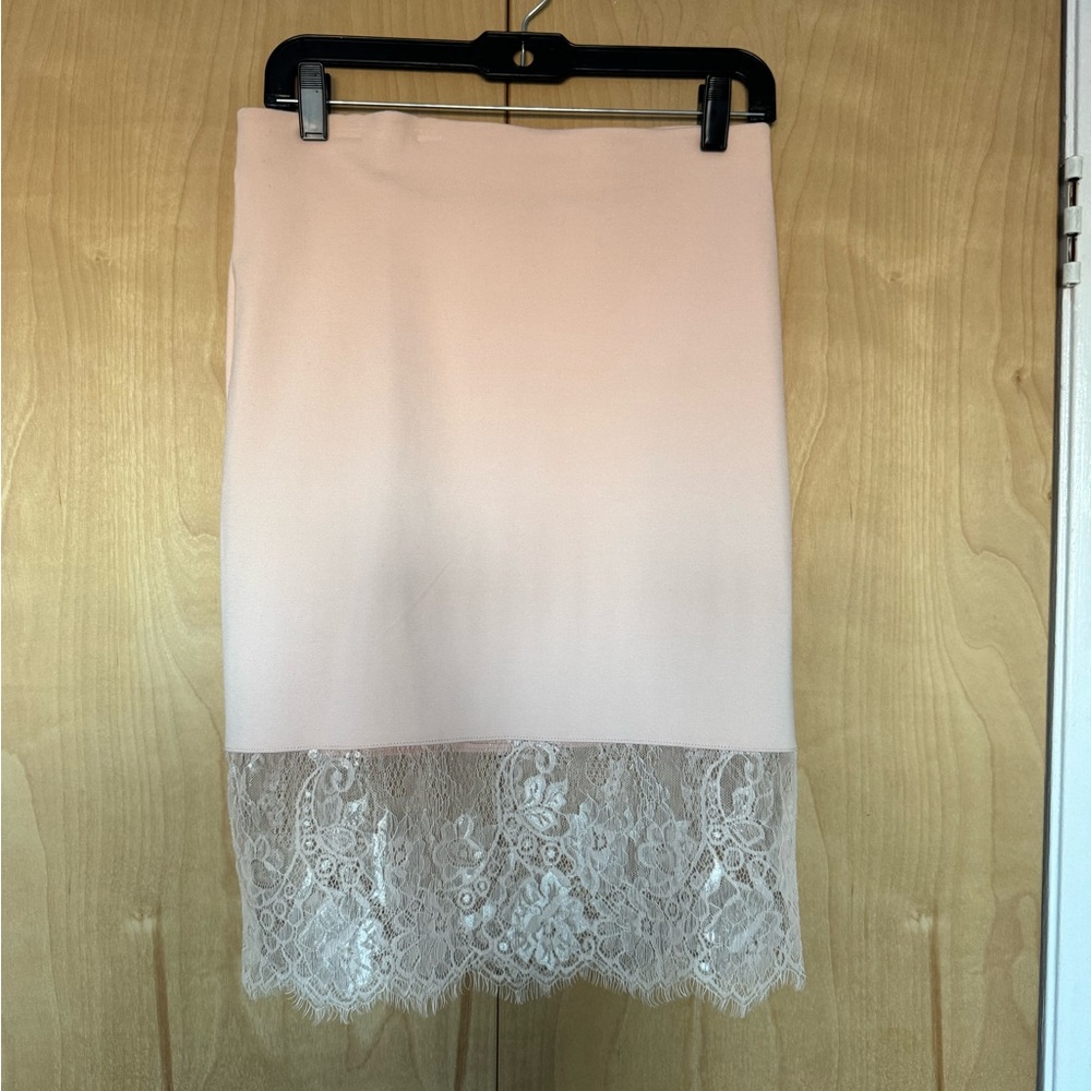 NWT Bebe Blush Pencil Skirt with Lace Hem